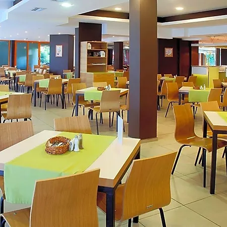 Sunrise Hotel 3*